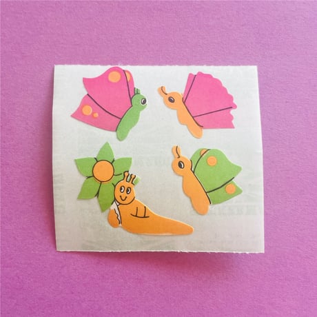蝶々とナメクジ シール BUTTERFLY AND SLUG STICKER