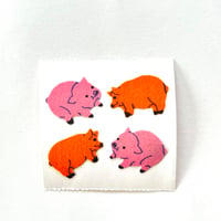 ブタ(ピンクとオレンジ)のシール  PIG STICKER