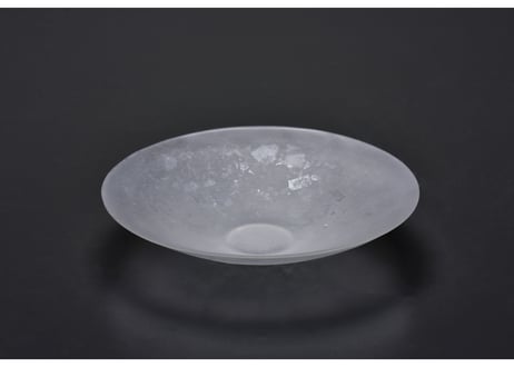 Yuko Kawajiri：川尻優子　《plate " trace "》