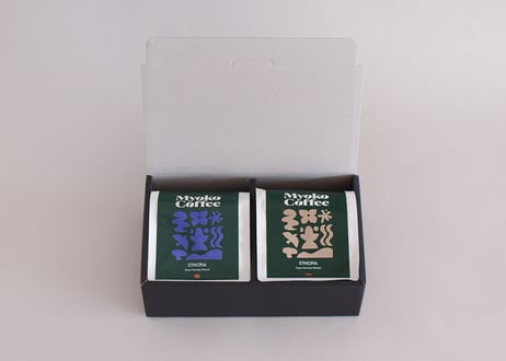 【ギフトボックス】コーヒー豆150g×2袋用　箱　リボン付き