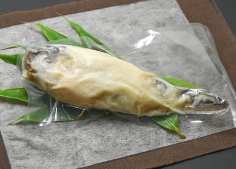 鮒寿司（ 特大まるごと一本 ）