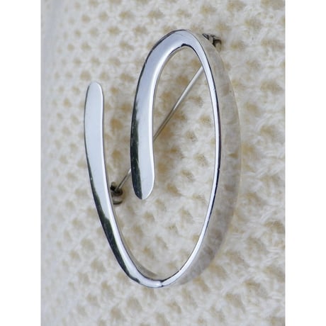 SV925 BROOCH / ∂