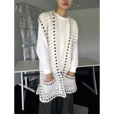 HANDMADE KNIT LONG VEST
