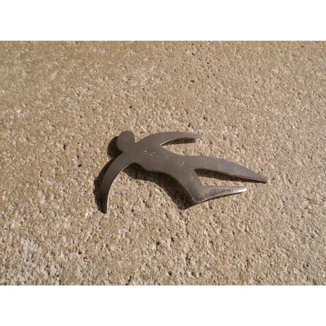 SV925 BROOCH / DANCER