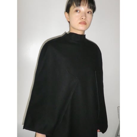 JACQUEMUS / ASYMMETRY COAT DRESS