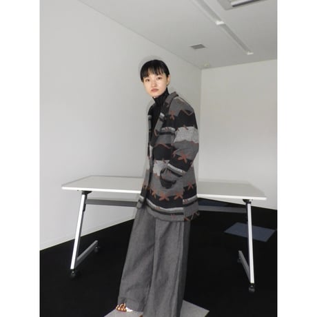 BLANKET FABRIC JACKET