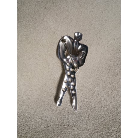 SV925 BROOCH / MODEL