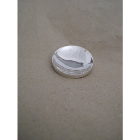 SV925 BROOCH / ○