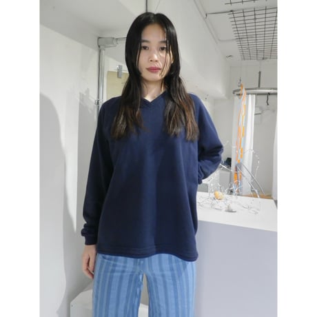 CHAMPION V NECK SWEAT SHIRT