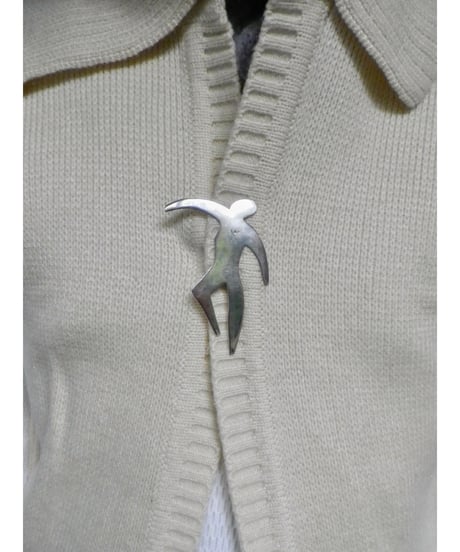 SV925 BROOCH / DANCER