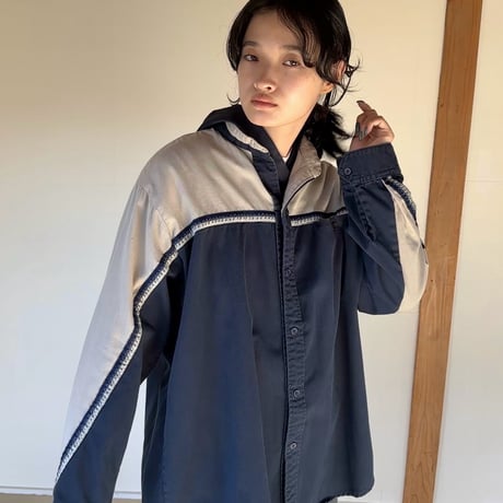 BI COLOR STAND COLLER SHIRT