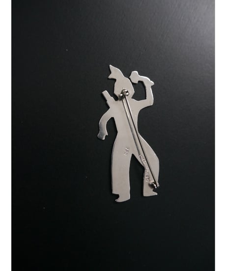 SV925 BROOCH / MAN
