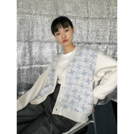 KNIT CARDIGAN