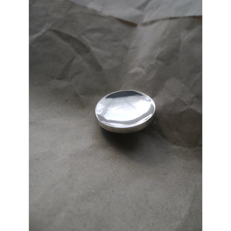 SV925 BROOCH / ○