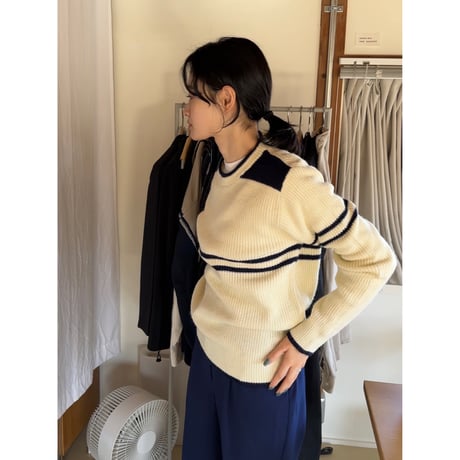 US VIRGIN ACRYLIC KNIT PULLOVER