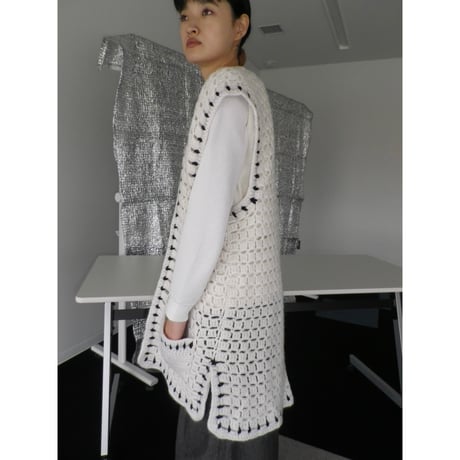 HANDMADE KNIT LONG VEST