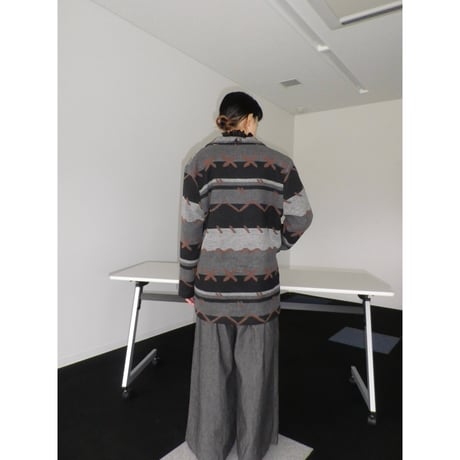 BLANKET FABRIC JACKET
