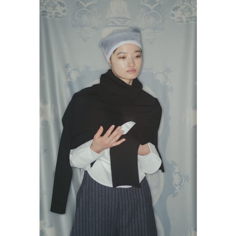 JACQUEMUS / KNITTED PONCHO TOP