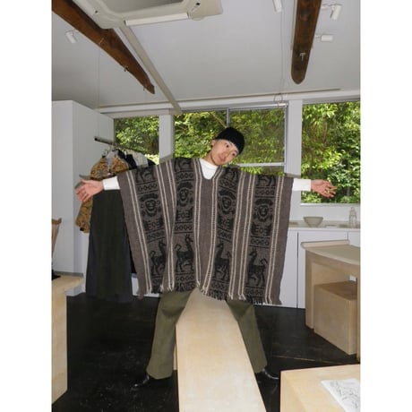 ECUADOR KNIT PONCHO