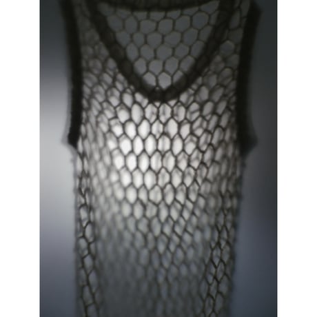 FISH NET KNIT VEST