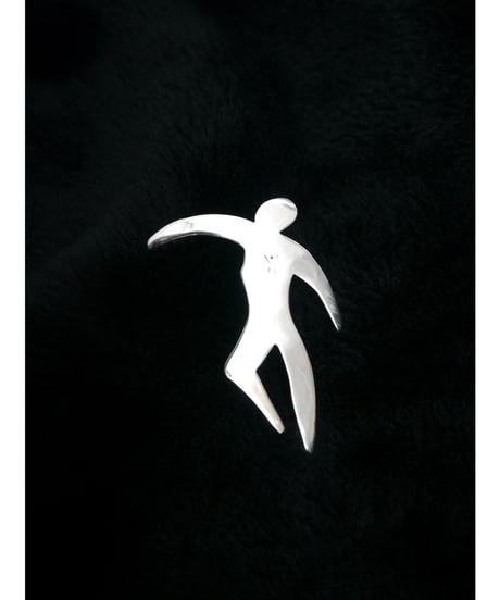 SV925 BROOCH / DANCER