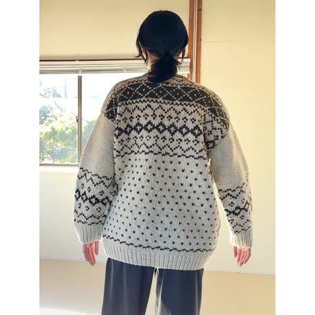 HANDMADE ECUADOR KNIT PULLOVER