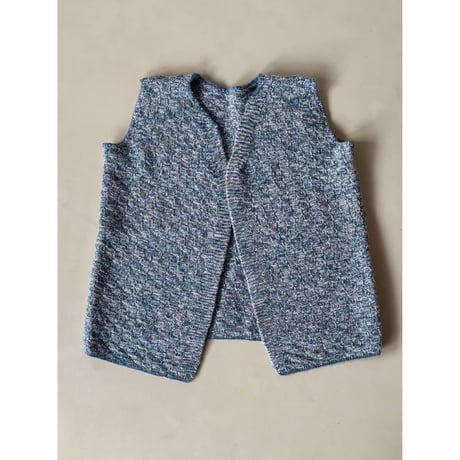 HAND KNITTED BUTTONLESS VEST