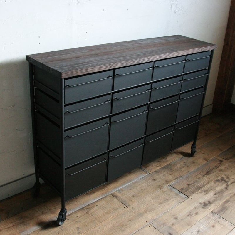 アイアンチェスト（4列4段） | EARL