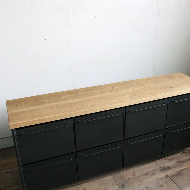 アイアンのローチェスト（2段タイプ） 天板ナチュラルカラー | EARL