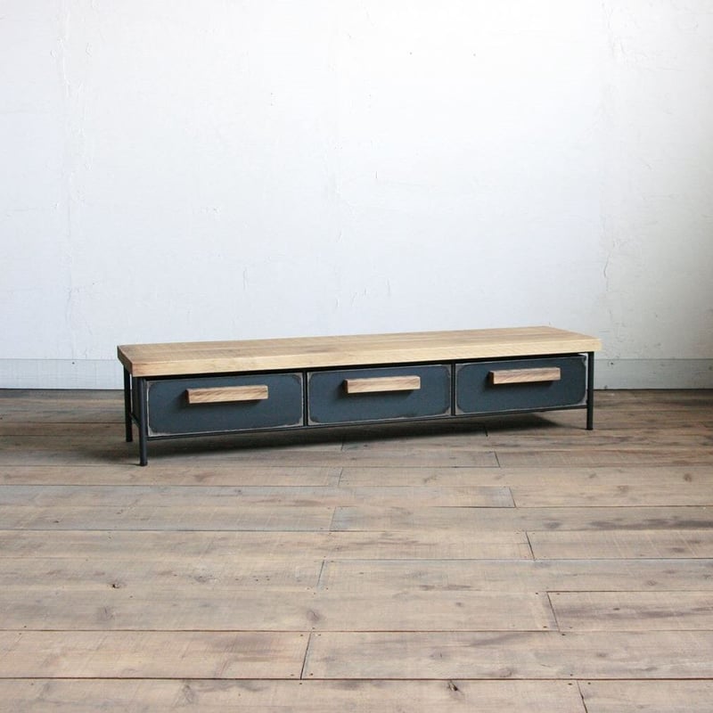 杉古材とアイアンのローボード | EARL