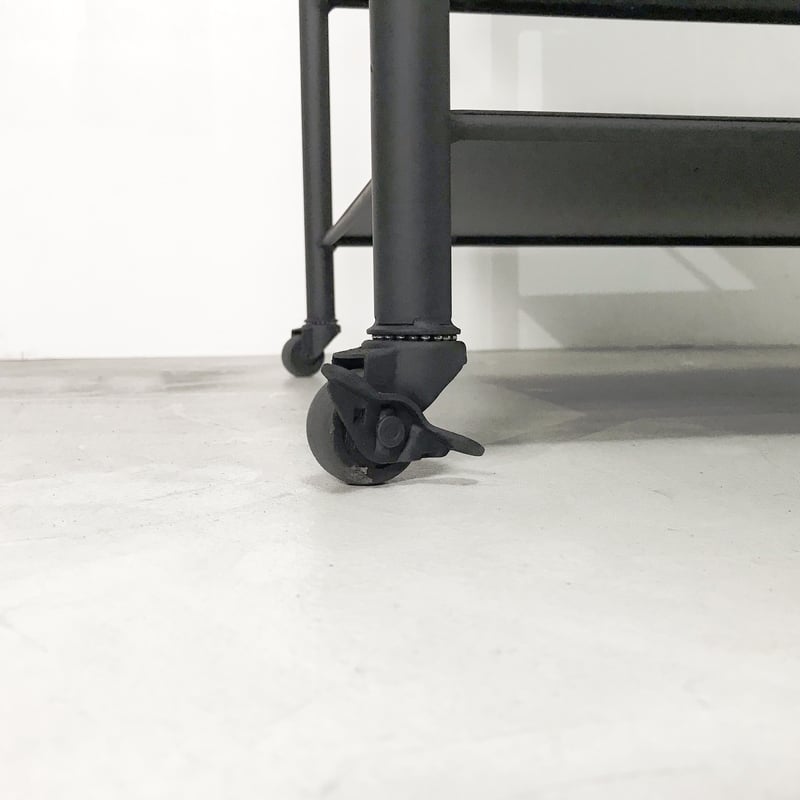 オーダーメイドギア　ラック　テーブル オーダー専用 移動式作業テーブル (T80 W70 D55) | EARL