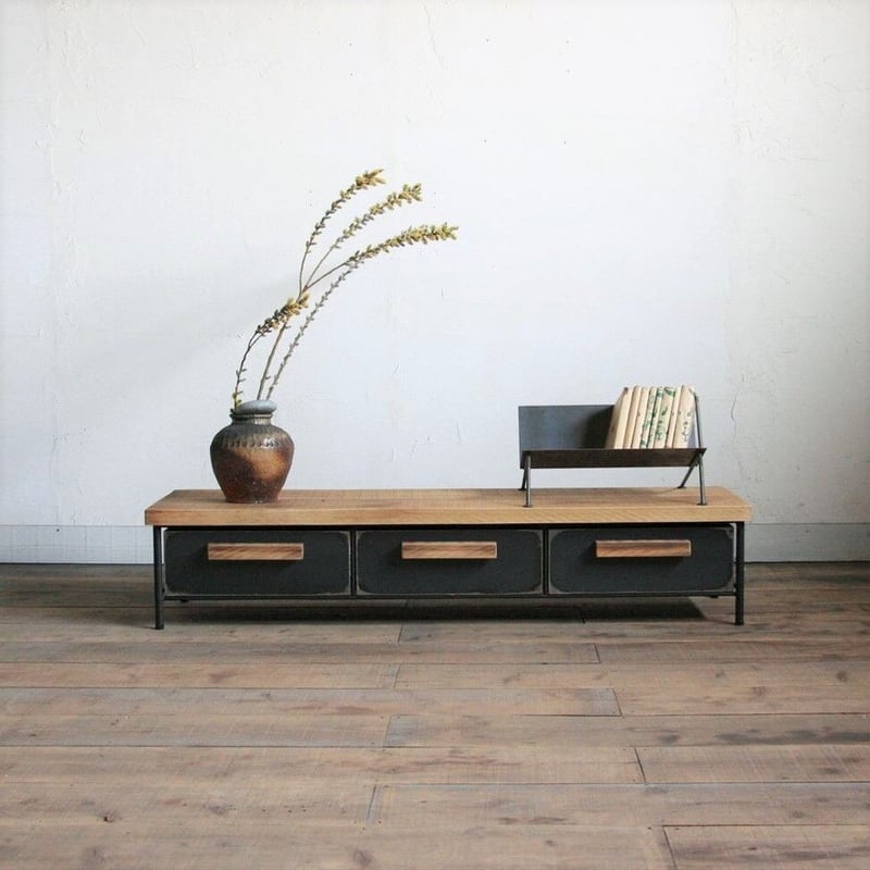杉古材とアイアンのローボード | EARL