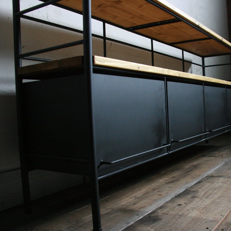 アイアンのドロワーシェルフ 4列1段 天板ライトカラー | EARL