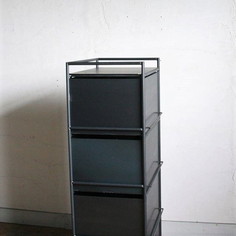 【ラスト2日‼】チェスト　黒系7/9まで 黒皮鉄の縦長チェスト | EARL