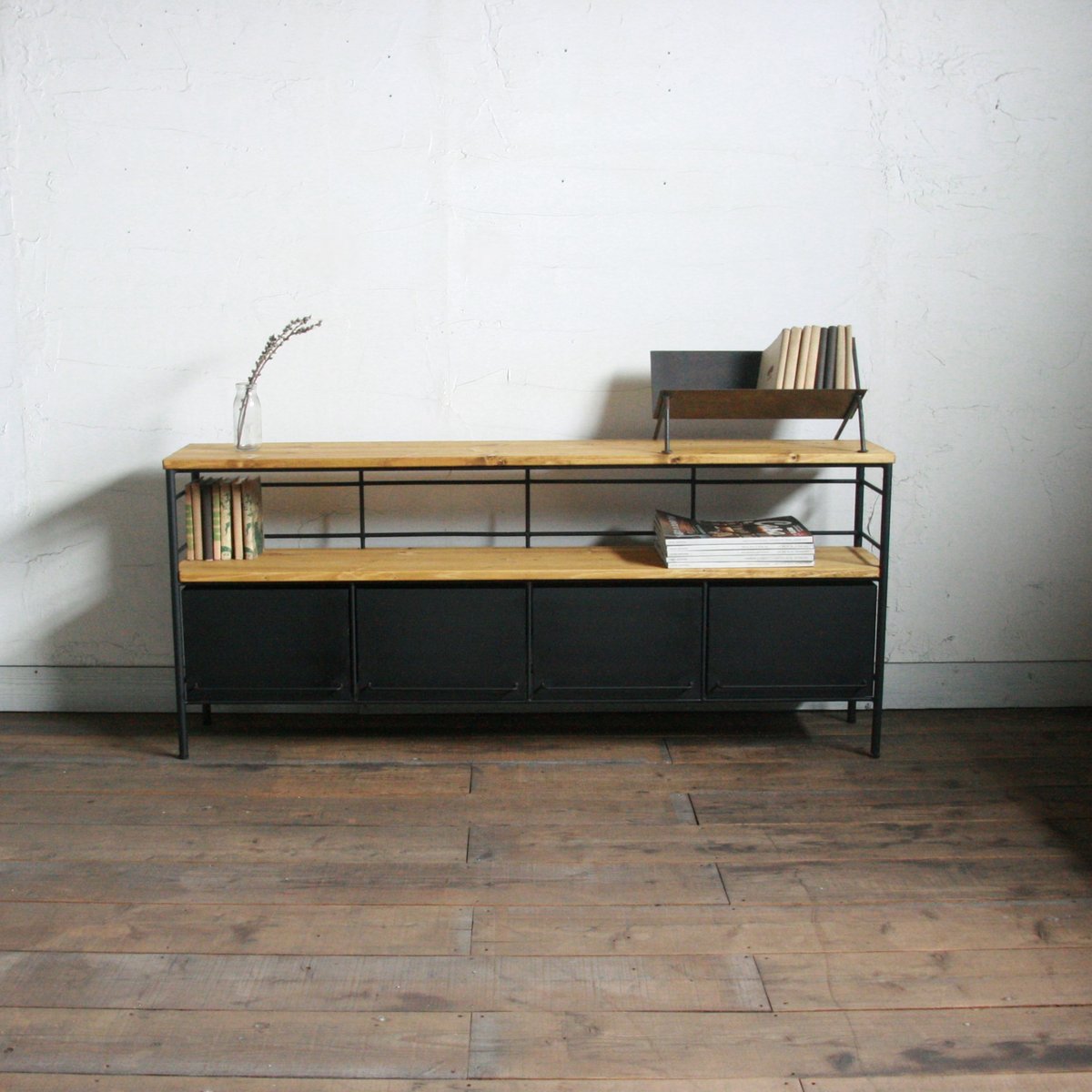 アイアンのドロワーシェルフ 4列1段 天板ライトカラー | EARL