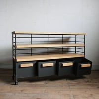 縦長のドロワーシェルフ | EARL