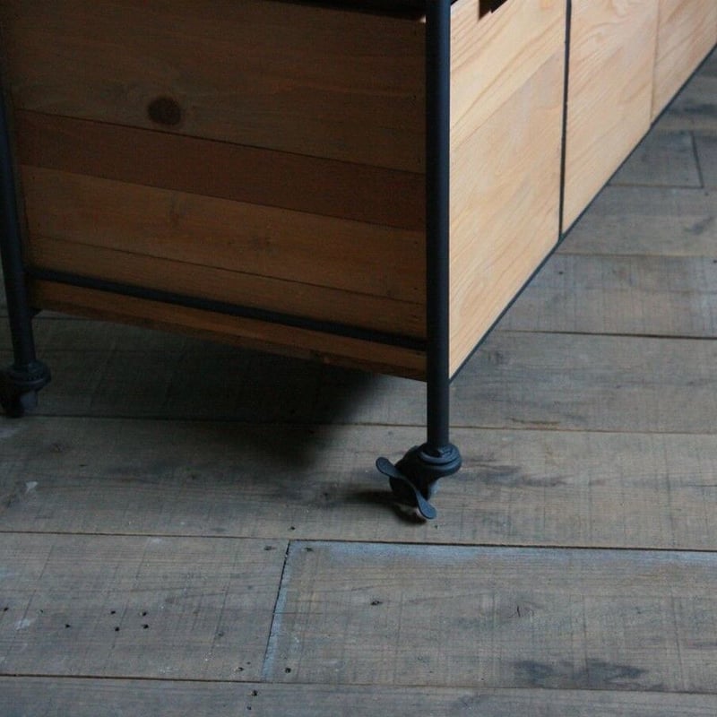 アイアンと木箱のドロワーシェルフ#キャスター付き | EARL