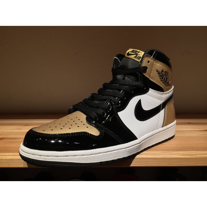 Air jordan gold toe sales