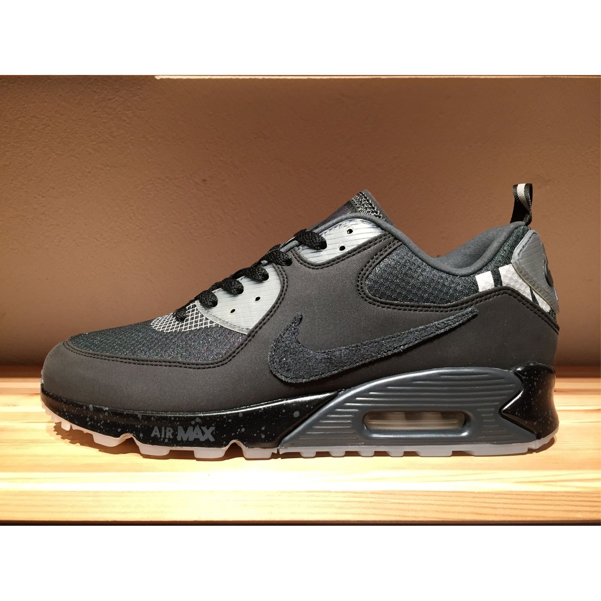 ☆UNDEFEATEDコラボ - NIKE AIR MAX 90 / UNDFTD | 9H9
