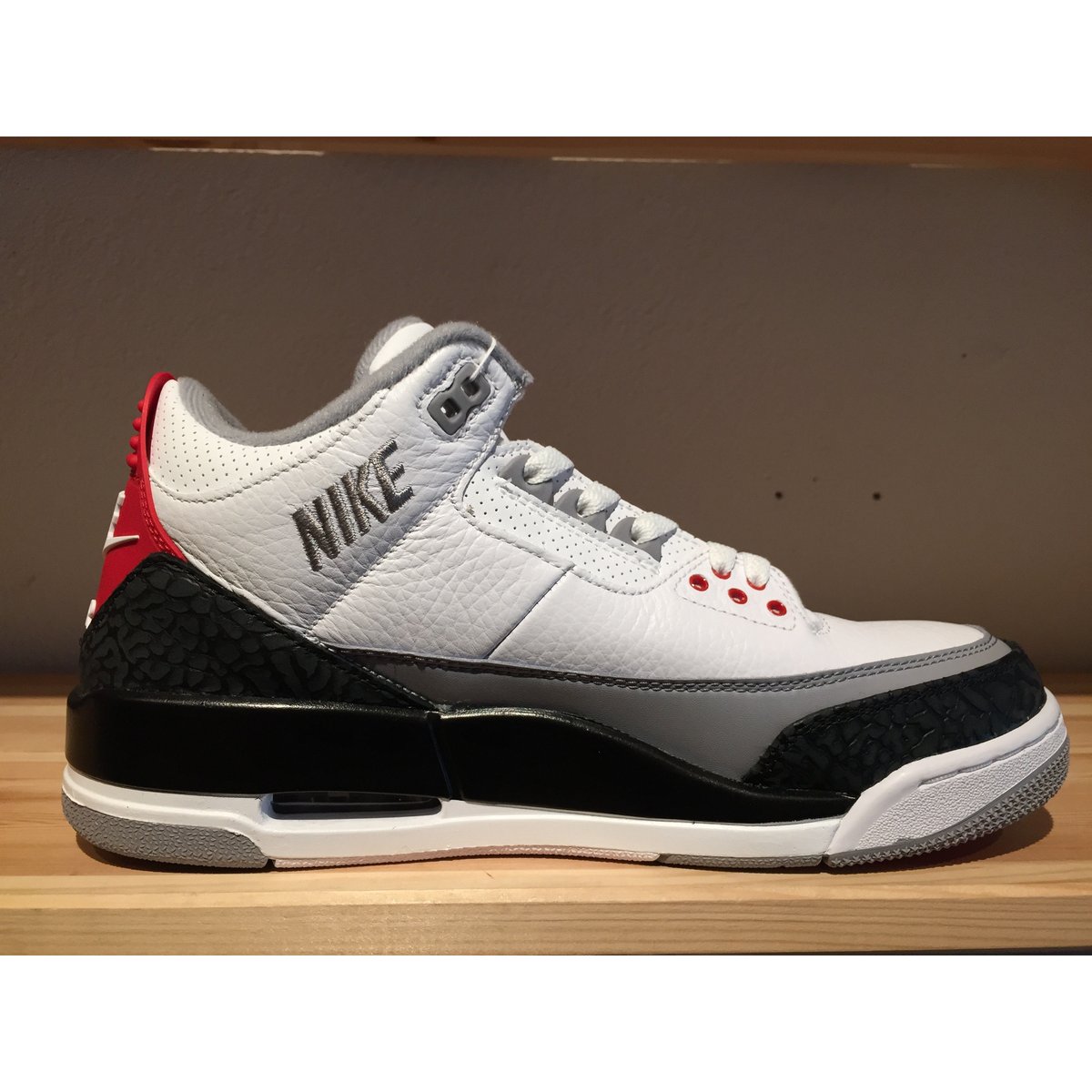 NIKE AIR JORDAN 3 RETRO TINKER NRG | 9H9H NAHANAHA