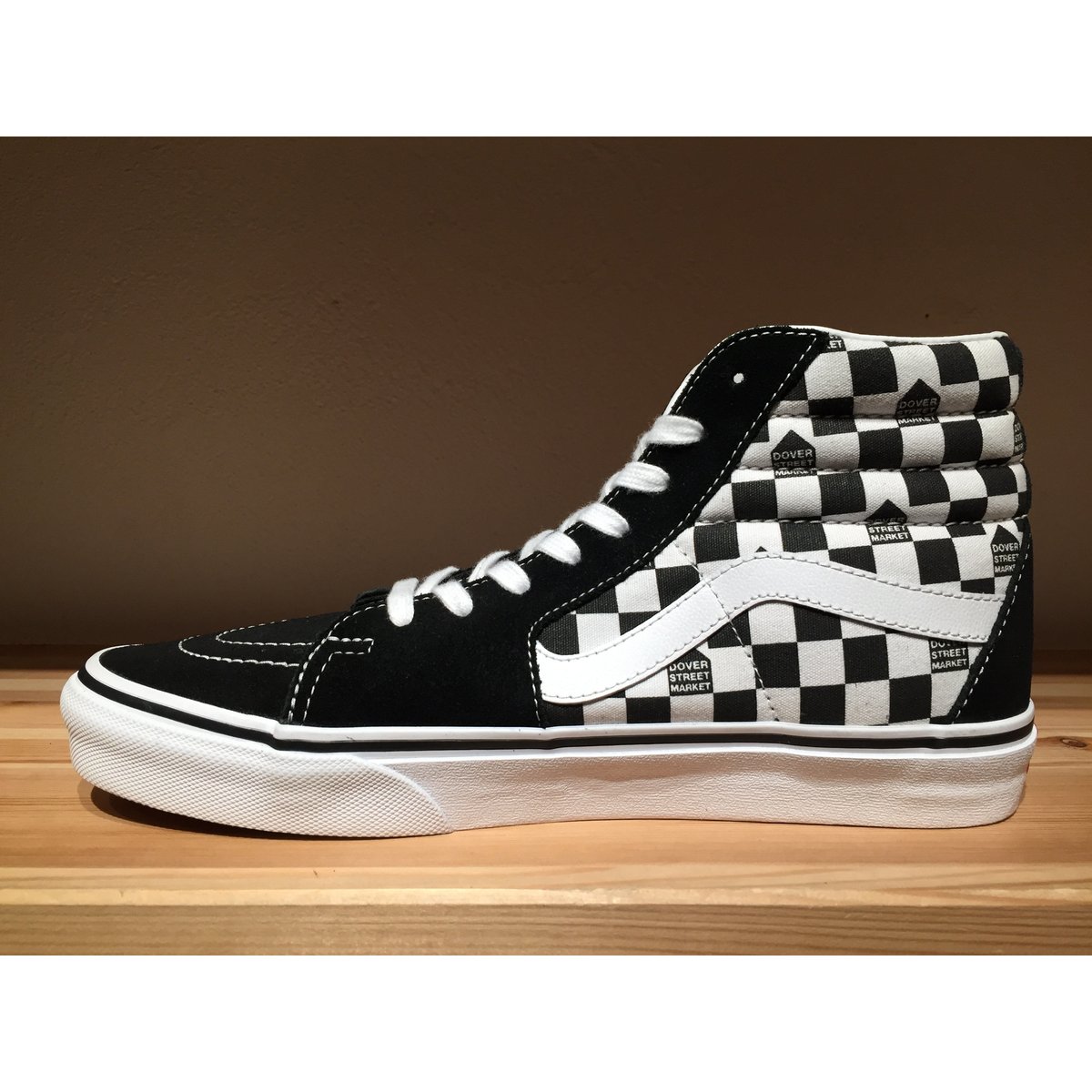 Vans Dover Street Market スニーカー バンズとドーバー ストリート マーケットから限定コラボ商品を再