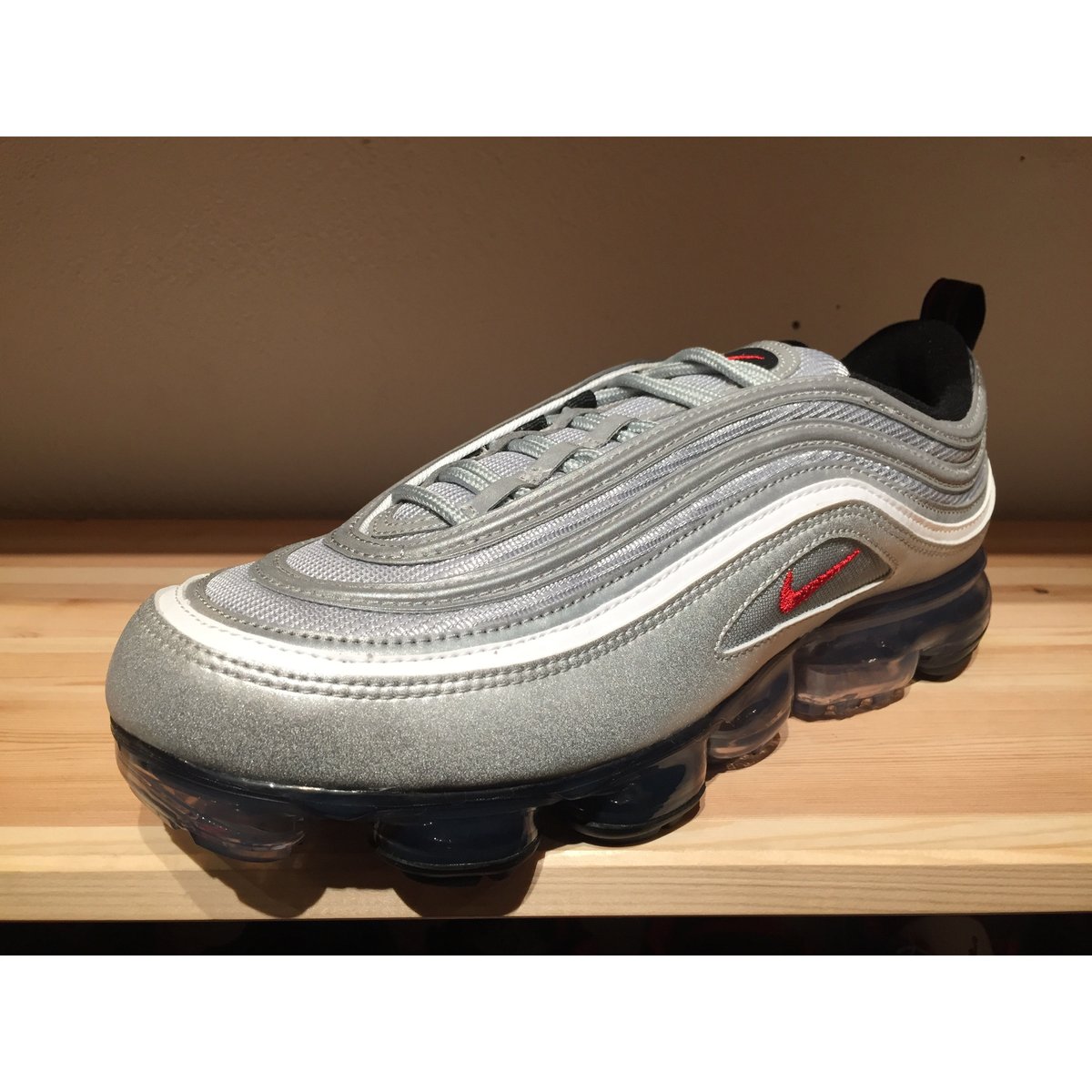 Nike air max 97 hotsell hybrid vapormax