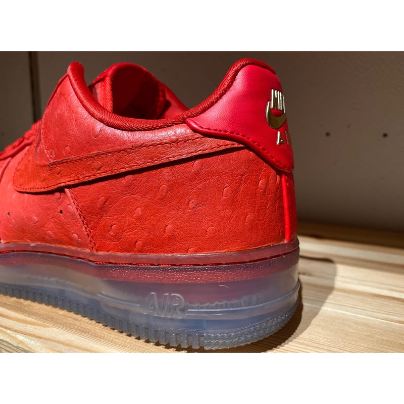 USED NIKE AIR FORCE 1 CMFT LUX LOW 9
