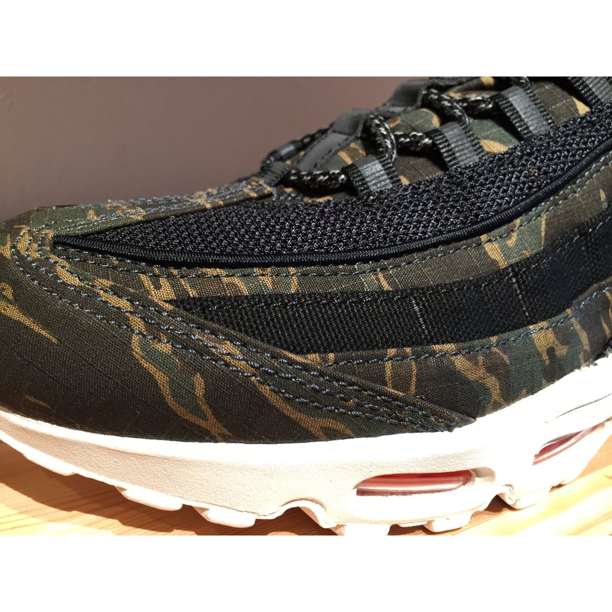 ☆CARHARTTコラボ - NIKE AIR MAX 95 WIP | 9H9H NAHANAHA
