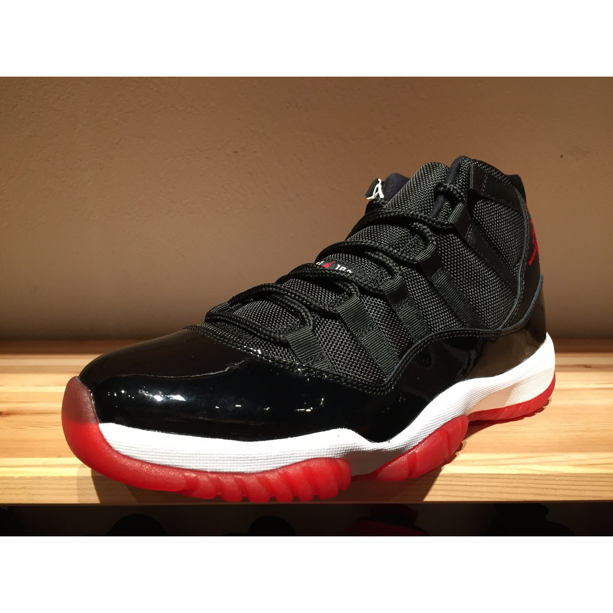 Nike Air Jordan 11 Bred 28.5cm ブレッド