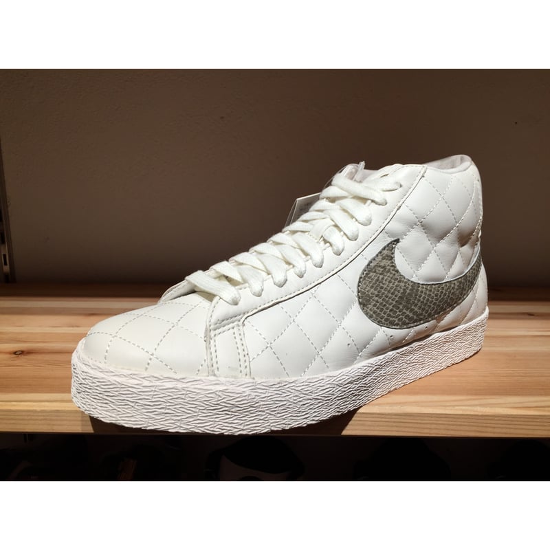 ☆SUPREMEコラボ - NIKE BLAZER SB SUPREME | 9H9H NAH