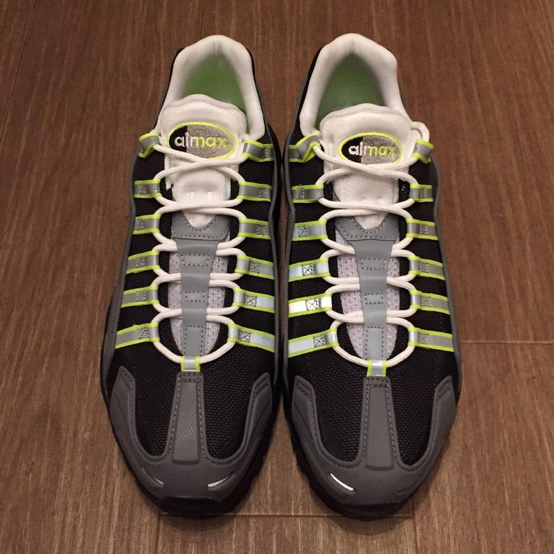 ナイキNDSTRKT AM 95 イエローグラデ