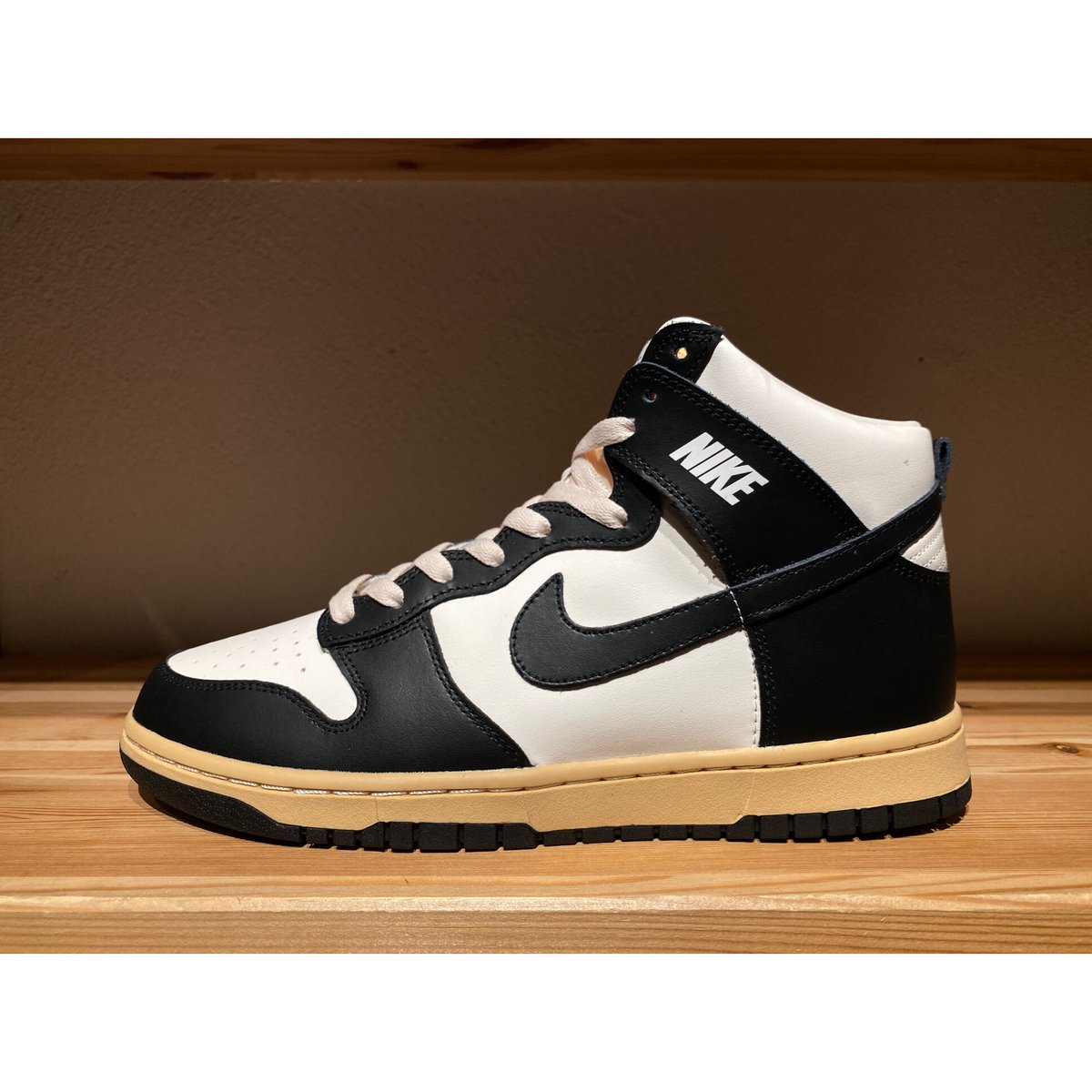 絵本・児童書 NIKE W DUNK HIGH SE fit=scale-down,w=1200