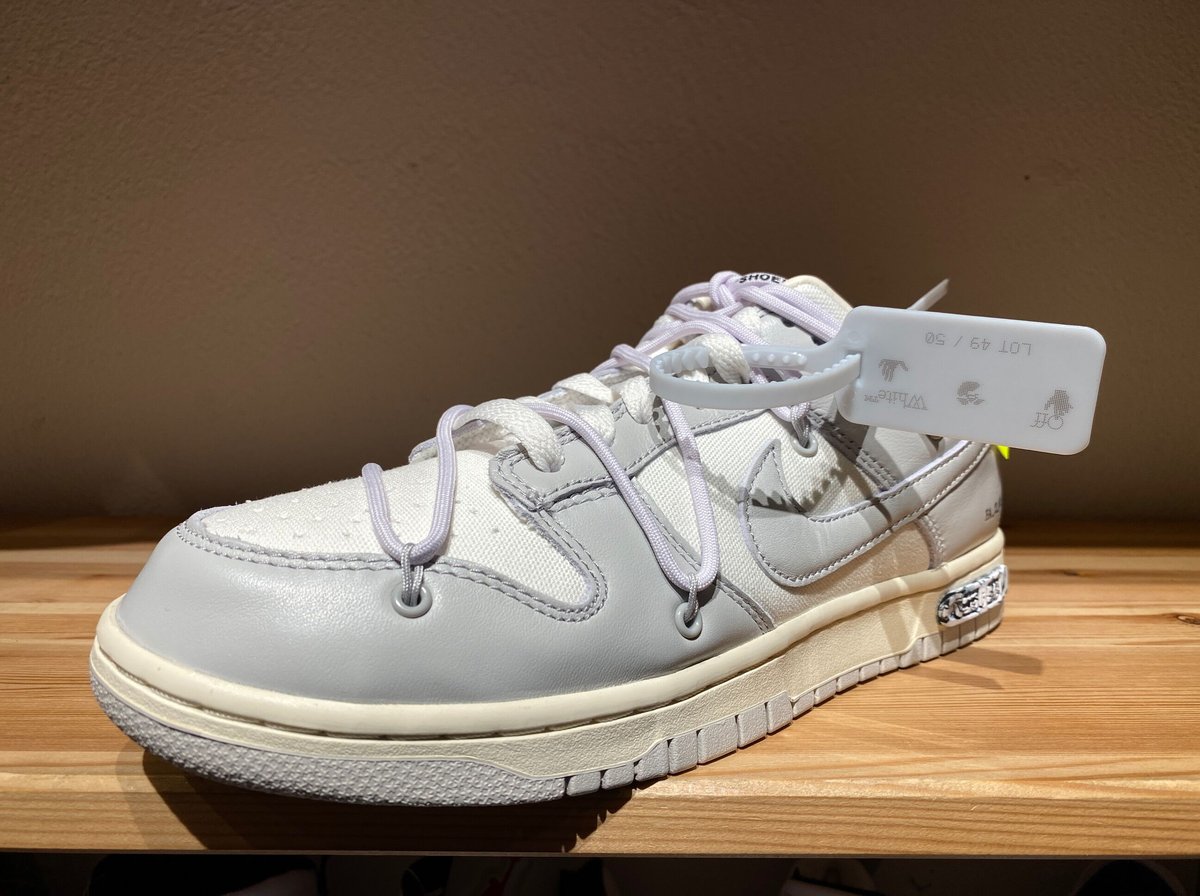 off-whiteコラボスニーカー　y6jnmdckxさん専用 ☆Nike X Off-White コラボ☆AIR FORCE 1 MID SP☆希少☆追跡可