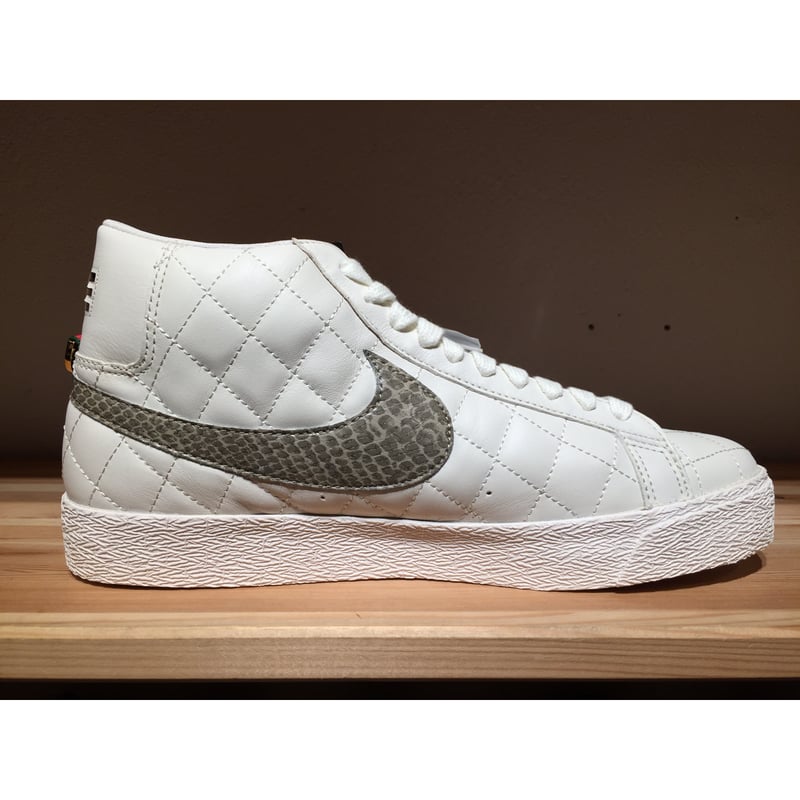 ☆SUPREMEコラボ - NIKE BLAZER SB SUPREME | 9H9H NAH ☆SUPREMEコラボ - NIKE BLAZER SB SUPREME | 9H9H NAH